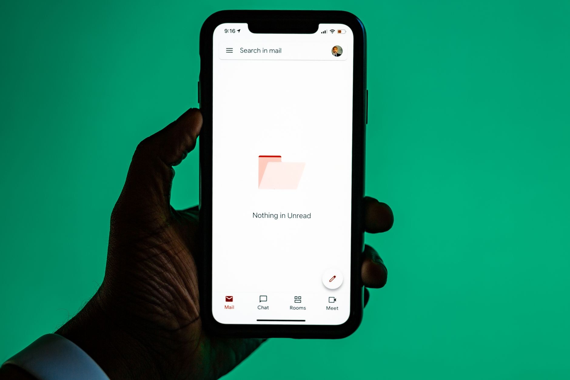 Boîte de réception e-mail sur un écran d'ordinateur