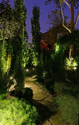 Comment bien éclairer son jardin ?