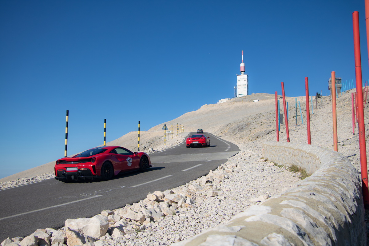 Rallye PremDrive en Provence, Ferrari au sommet du mont Ventoux