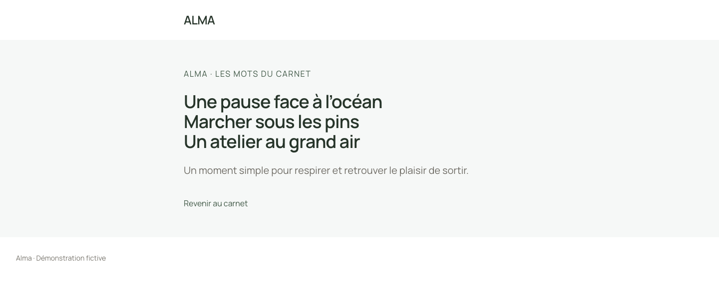Sur le site de test publié, la liste affiche les trois titres reçus de l’API.